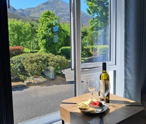 Day, Natural landscape, Mountain view