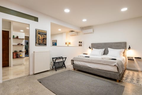 Living room, Bedroom