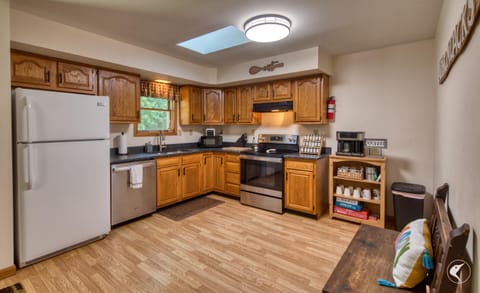 dishwasher, oven, stove