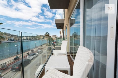 Patio, Day, Natural landscape, View (from property/room), Balcony/Terrace, Balcony/Terrace, Living room, Seating area, Sea view