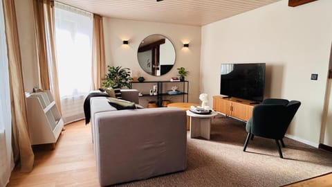 Living room, air conditioner