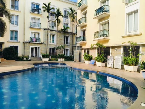 Property building, Swimming pool