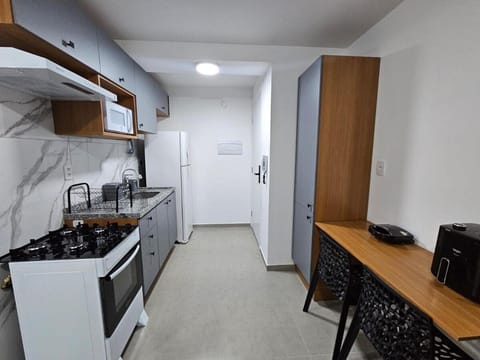 Kitchen or kitchenette, Dining area, oven, pet friendly, stove, toaster