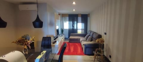 TV and multimedia, Living room, air conditioner