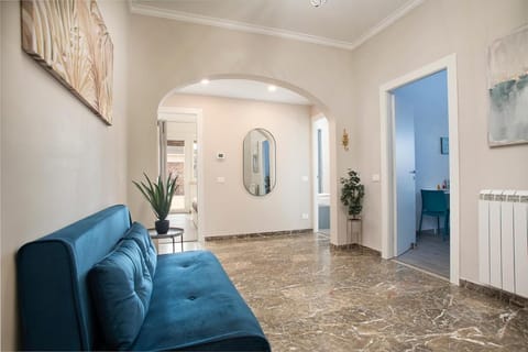 Patio, People, Bedroom