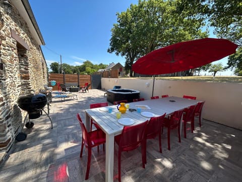 Patio, Balcony/Terrace, Spa and wellness centre/facilities, Meals