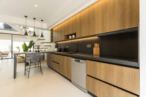 Raise Kallithea Elegant Penthouse Apartment in Kallithea