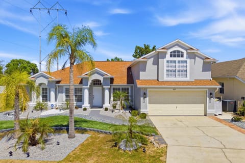 Luxury Margarita Retreat with Private Pool & Spa near Disney House in Loughman