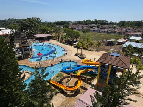 Aqua park, Swimming pool