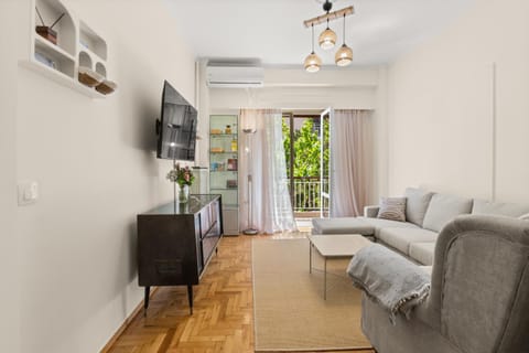 TV and multimedia, Balcony/Terrace, Living room, Seating area, Evening entertainment, internet, internet, air conditioner