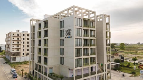 Property building, Facade/entrance