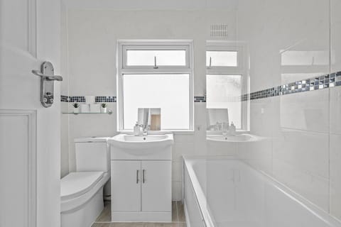 Toilet, Bathroom, Bath