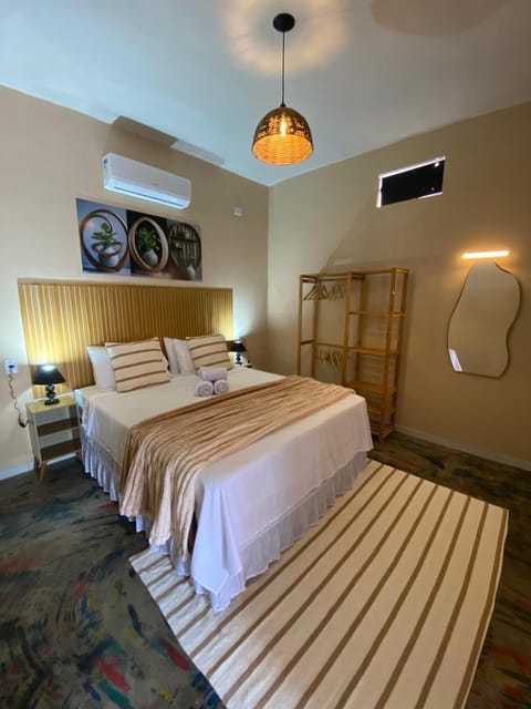 Bed, Photo of the whole room, Bedroom, air conditioner