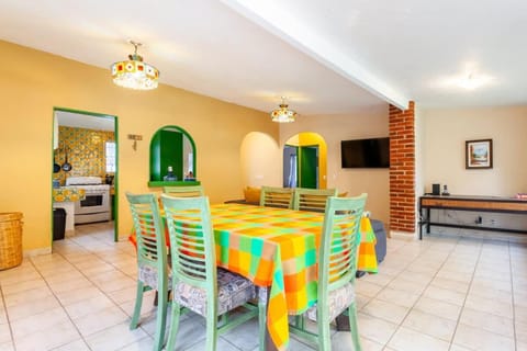 El Apapacho House in Cuernavaca