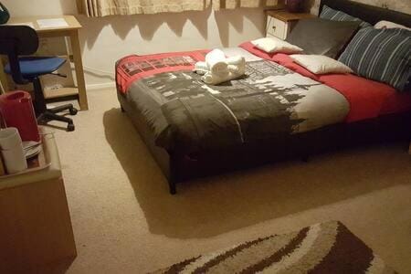 Bed, Bedroom