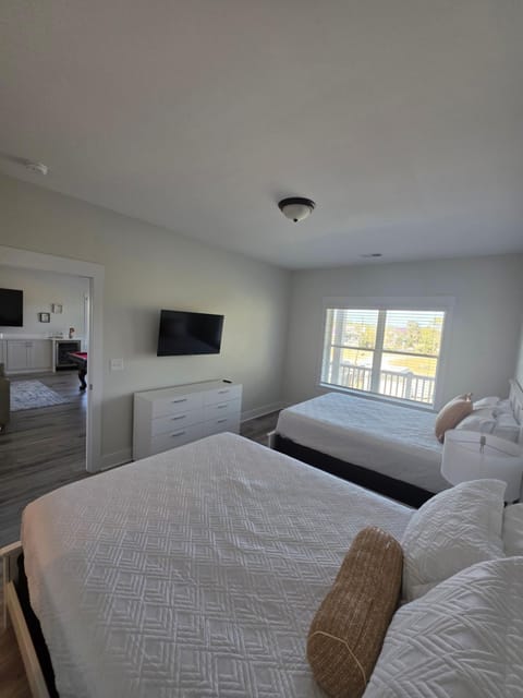 Atlantic Breeze Retreat House in Atlantic Beach