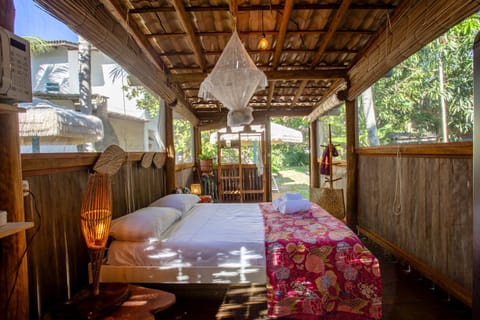 Bed, Living room
