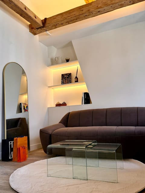 TV and multimedia, View (from property/room), Living room, Seating area