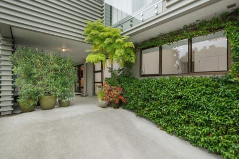 Patio, Balcony/Terrace, Parking