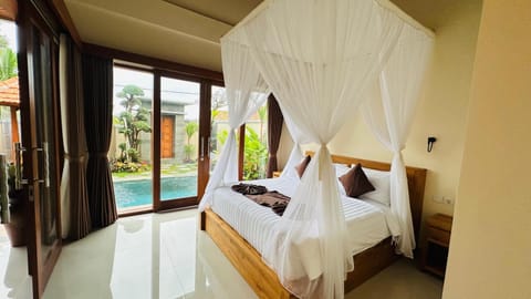 Bedroom, Pool view, Swimming pool, towels