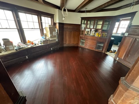 Historic 1908 Wamsley House-Completing Renovation! House in Hamilton