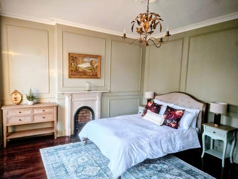 NO 60 Sligo House in Sligo