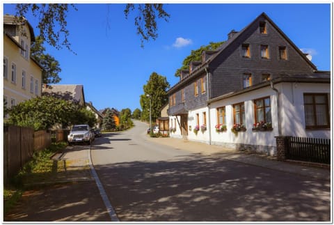 Property building, Street view