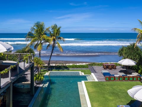 Day, Beach, Pool view, Sea view, Swimming pool, sunbed