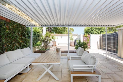 Patio, Garden, Seating area, Garden view, Inner courtyard view, sunbed