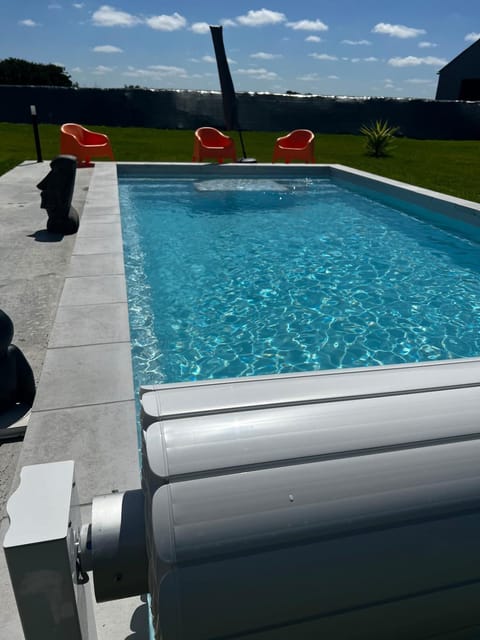 Garden, Swimming pool