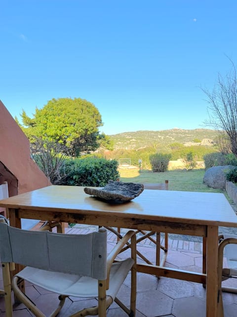 Patio, Garden view