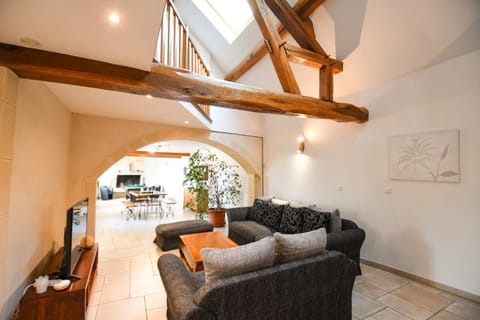 Communal lounge/ TV room, Living room