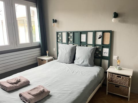Bed, Bedroom