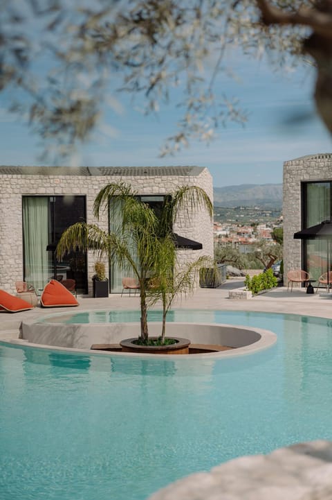Patio, Swimming pool
