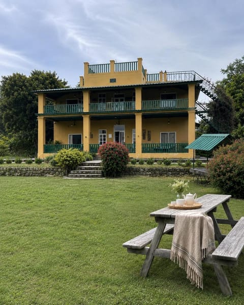Property building, Natural landscape, Garden