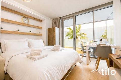 Natural landscape, Photo of the whole room, Dining area, Bedroom