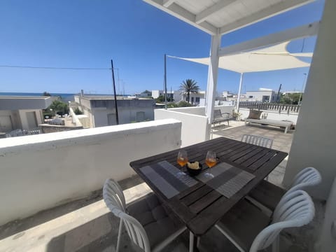 Patio, View (from property/room), Balcony/Terrace