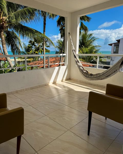 View (from property/room), Balcony/Terrace, sunbed