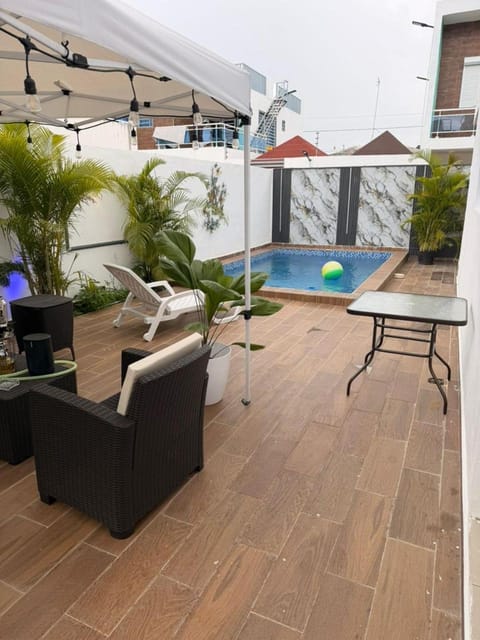 Patio, Day, View (from property/room), Balcony/Terrace, Pool view, Swimming pool, Swimming pool, sunbed