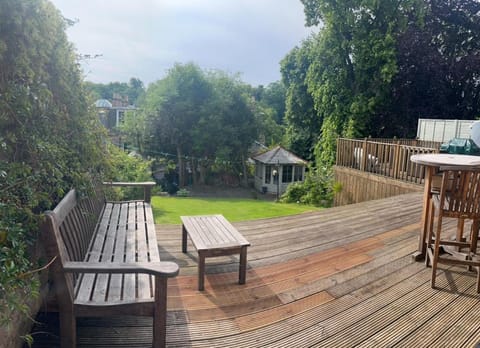 Balcony/Terrace, Garden view