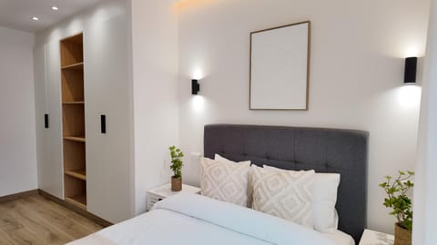 Bed, Bedroom, wardrobe