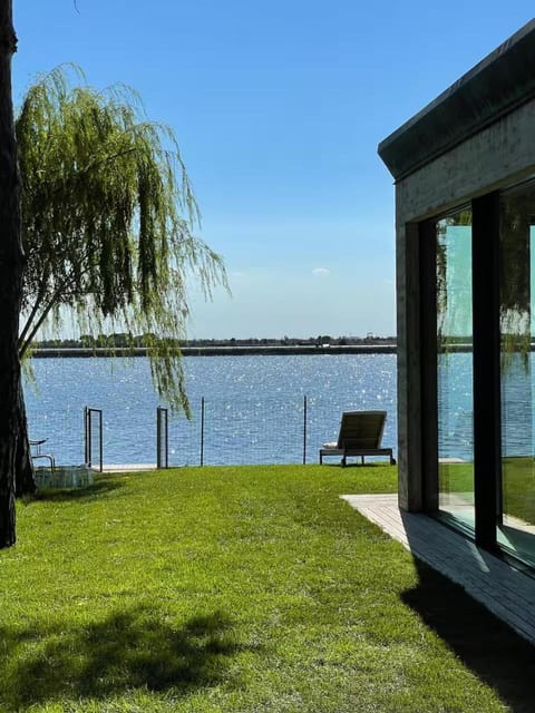 Garden, Lake view