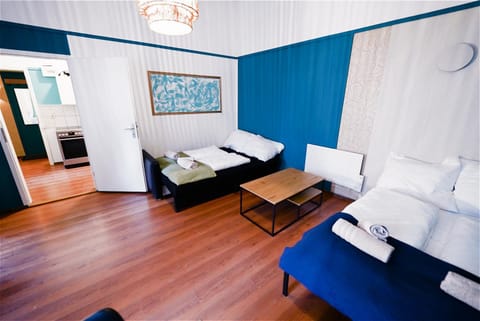 Bed, Living room, Photo of the whole room, Seating area, Bedroom