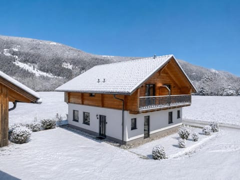 Property building, Winter