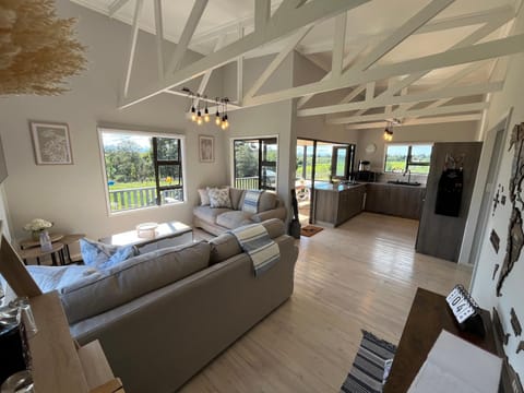 Living room, Photo of the whole room, Seating area