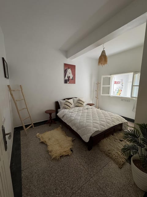 Bed, Photo of the whole room, Bedroom, furniture