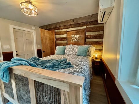 Pigeon Ridge Cabin Cabin in East Fork