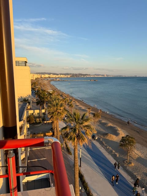 Nearby landmark, Day, Natural landscape, View (from property/room), Balcony/Terrace, Beach, Evening entertainment, Sea view