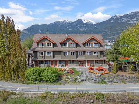 Property building, Natural landscape