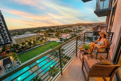Balcony/Terrace, Pool view
